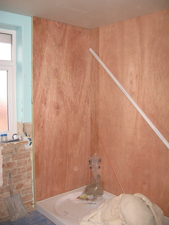 Shower enclosure structure under way