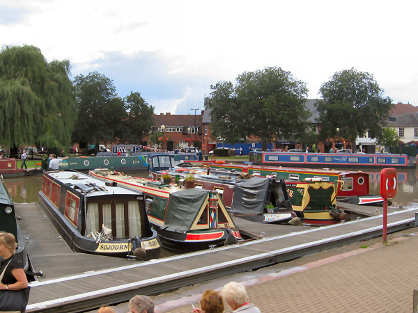 Sojourn moored in Bancroft Basin Stratford on Avon