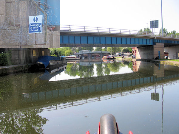 End of canal at Runcorn with barbed wire