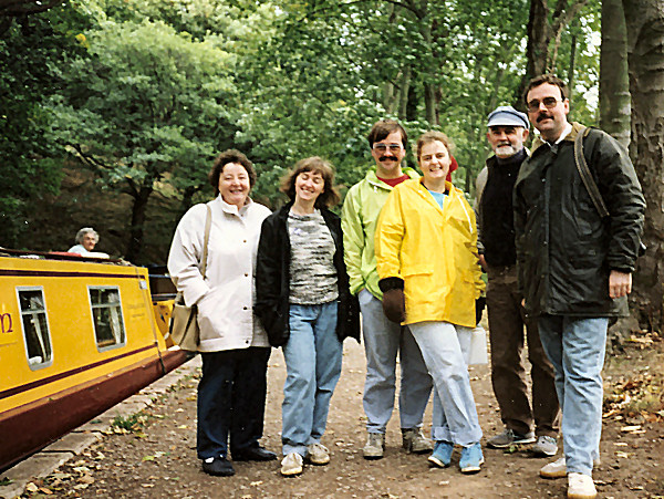 Crew going ashore at Llangollen