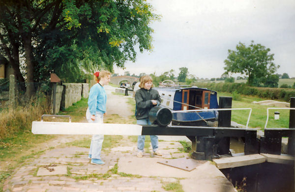 Alison opening lock paddles