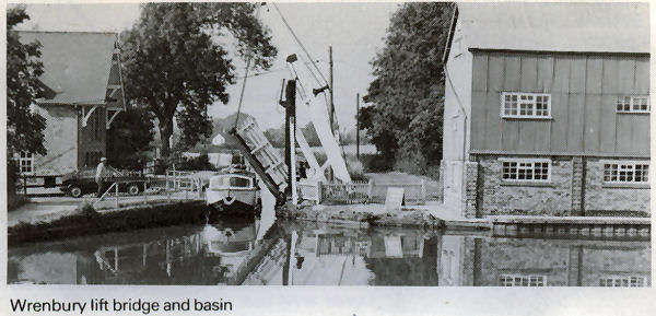 Wrenbury lift bridge and basin